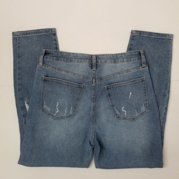 NO BOUNDARIES Distressed Jeans - Picture 2 of 9